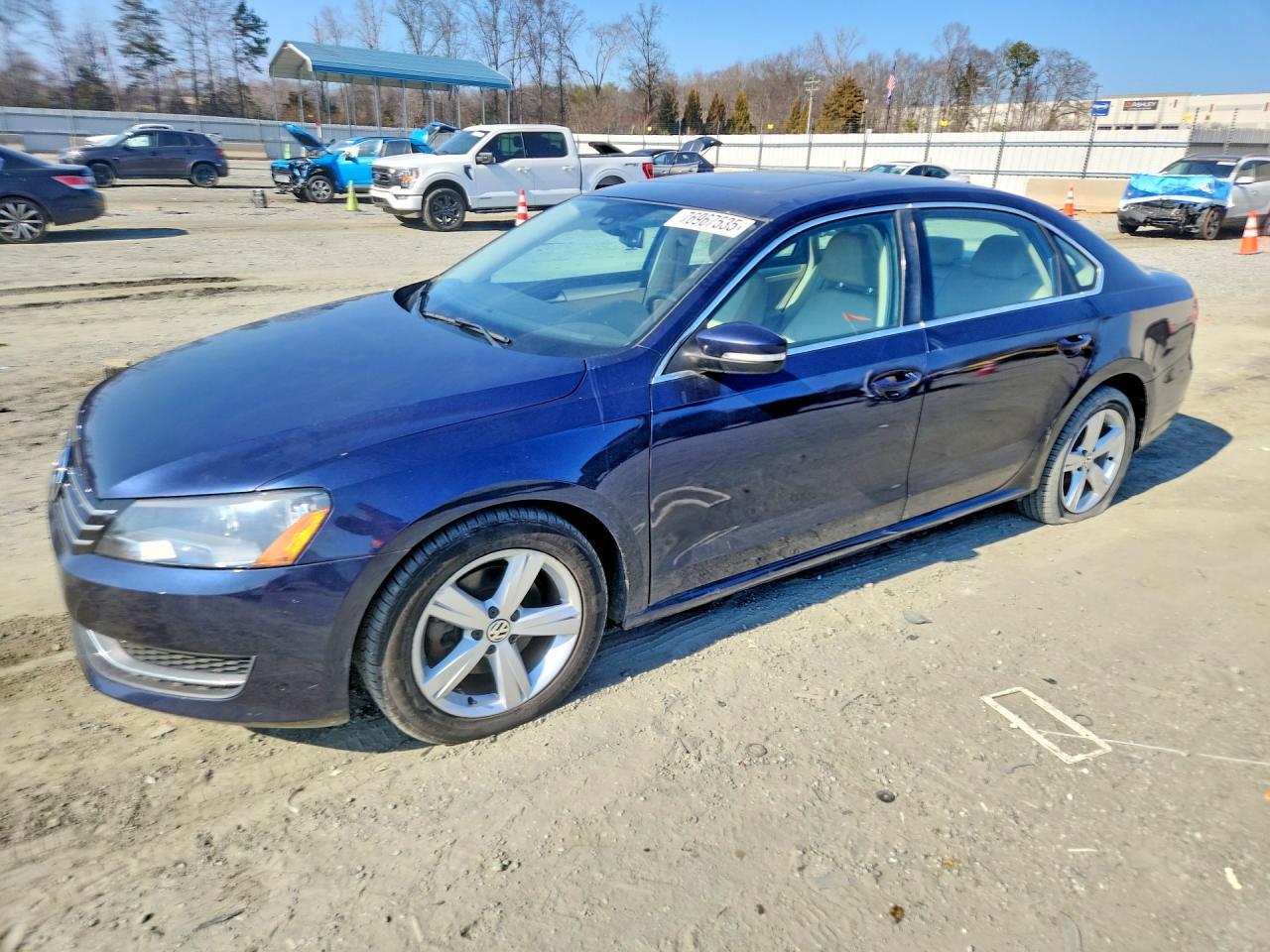 2013 Volkswagen Passat se