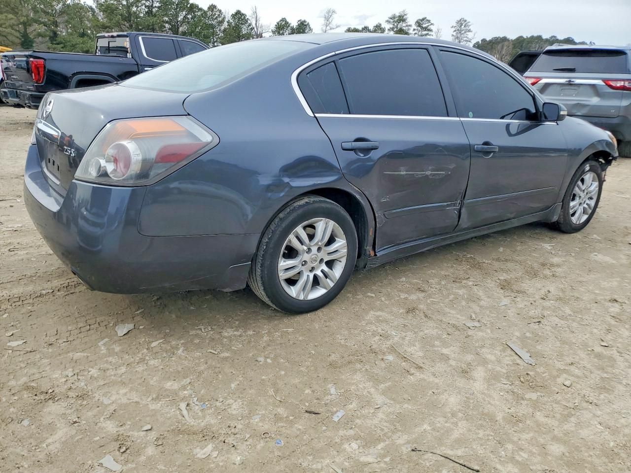 2010 Nissan Altima Base