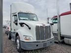2016 Peterbilt Tractor 2016 Peterbilt 579 Semi Truck