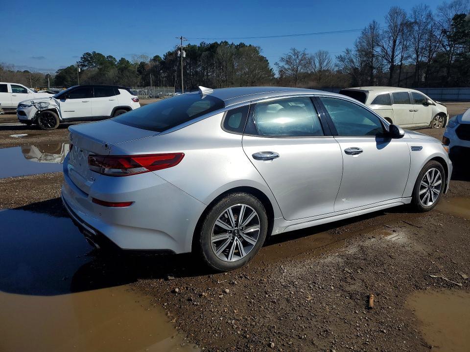 2020 KIA Optima ex