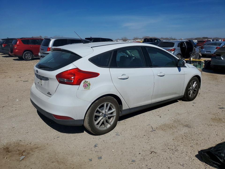 2016 Ford Focus se