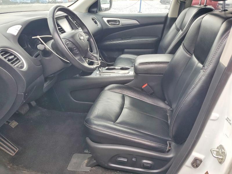2020 Nissan Pathfinder sl