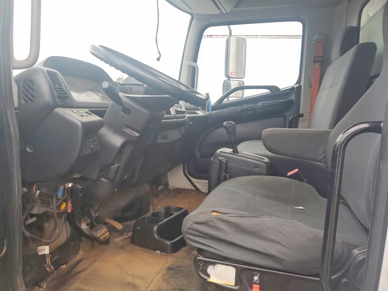 2016 Hino 258LP BOX Truck