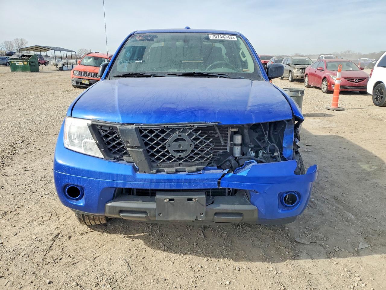 2013 Nissan Frontier s