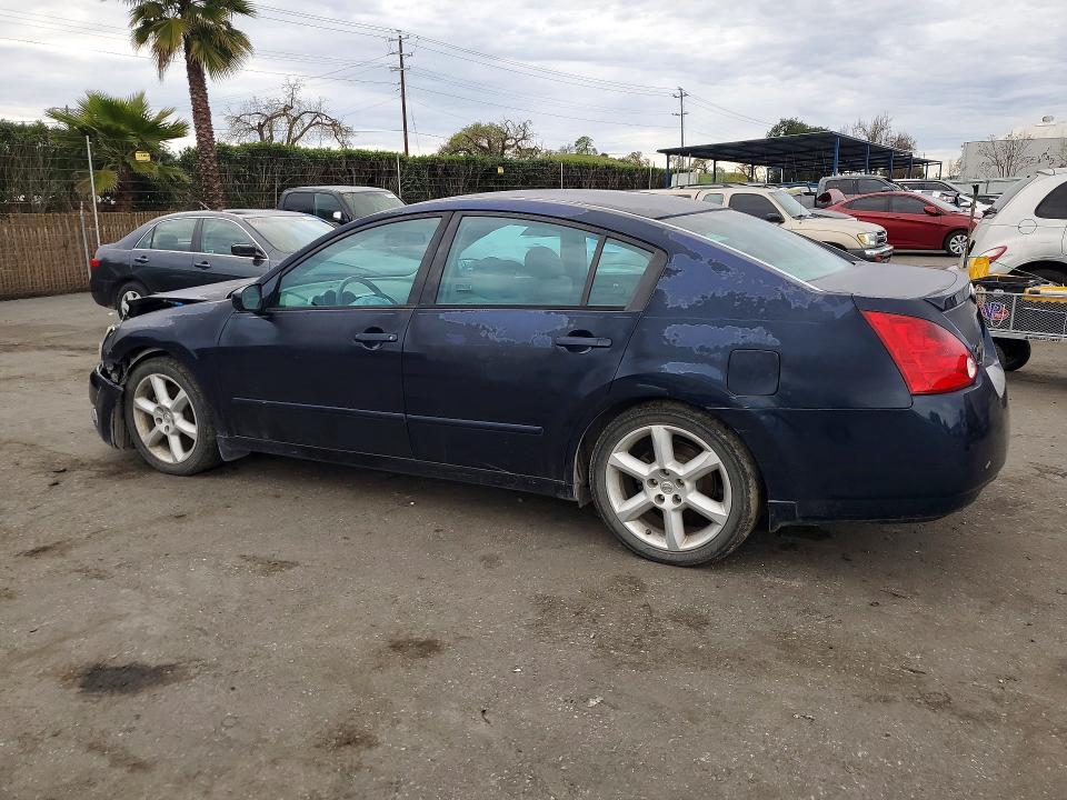 2005 Nissan Maxima se