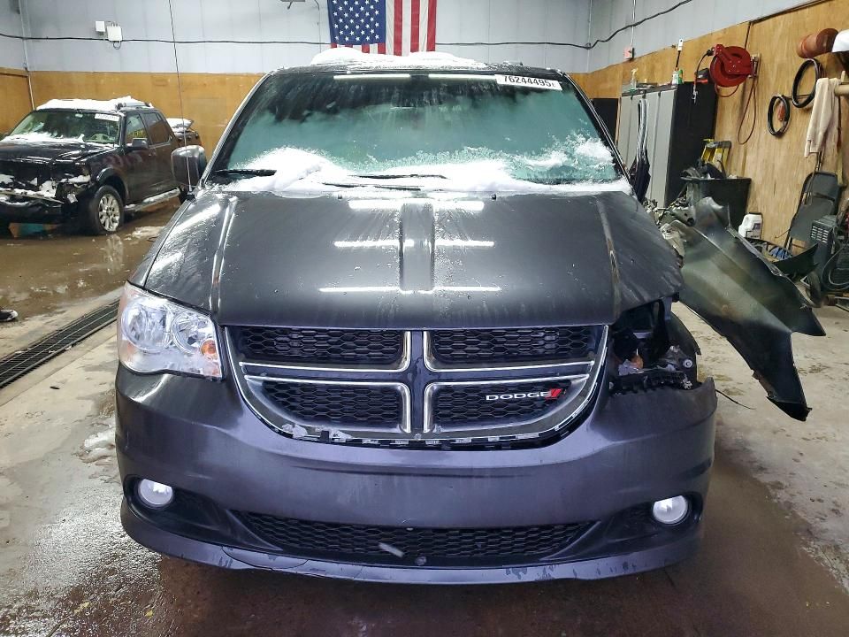 2019 Dodge Grand Caravan sxt