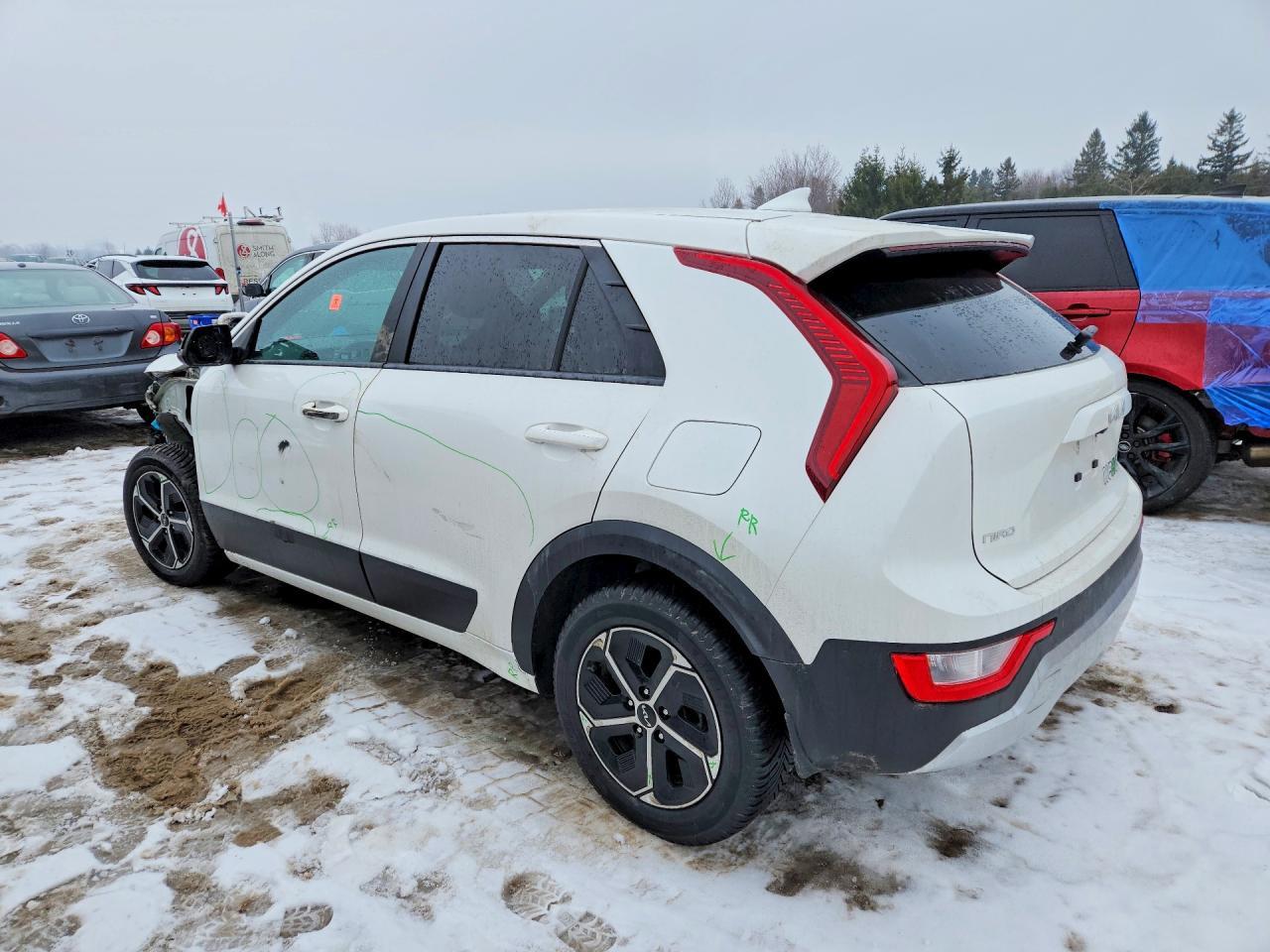2025 KIA Niro lx