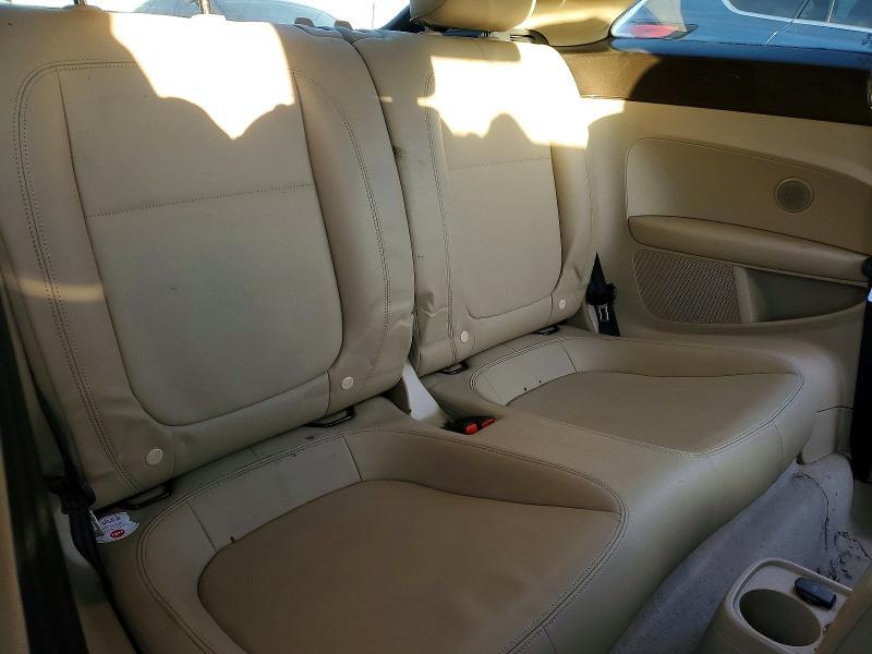 2013 Volkswagen Beetle