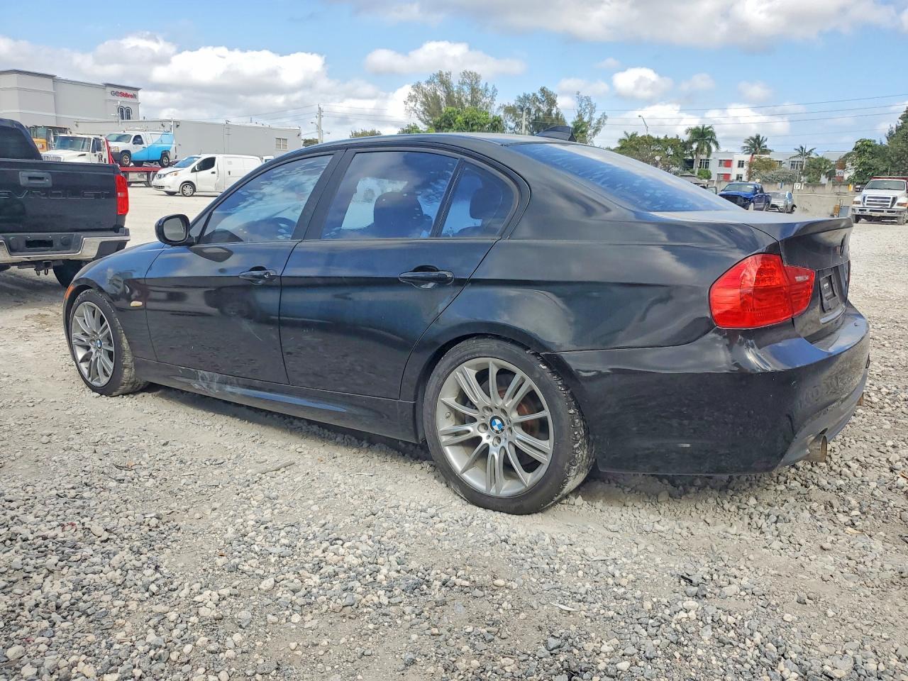 2010 BMW 335 i
