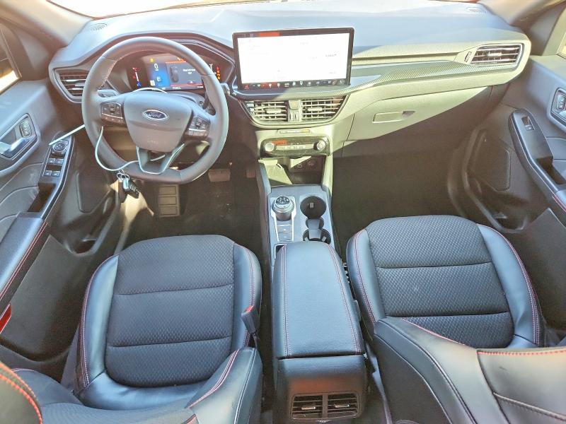 2025 Ford Escape st Line