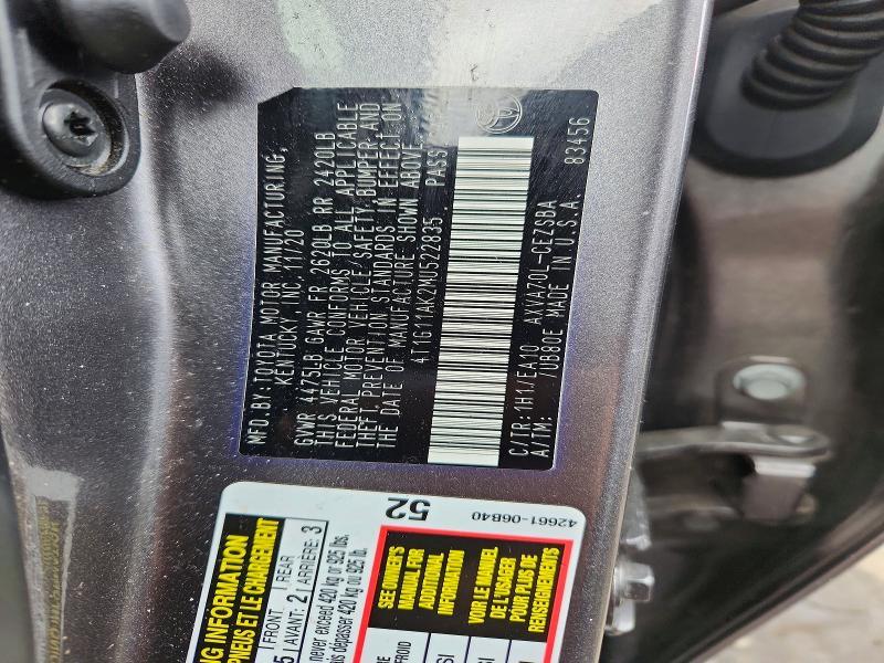 2021 Toyota Camry se