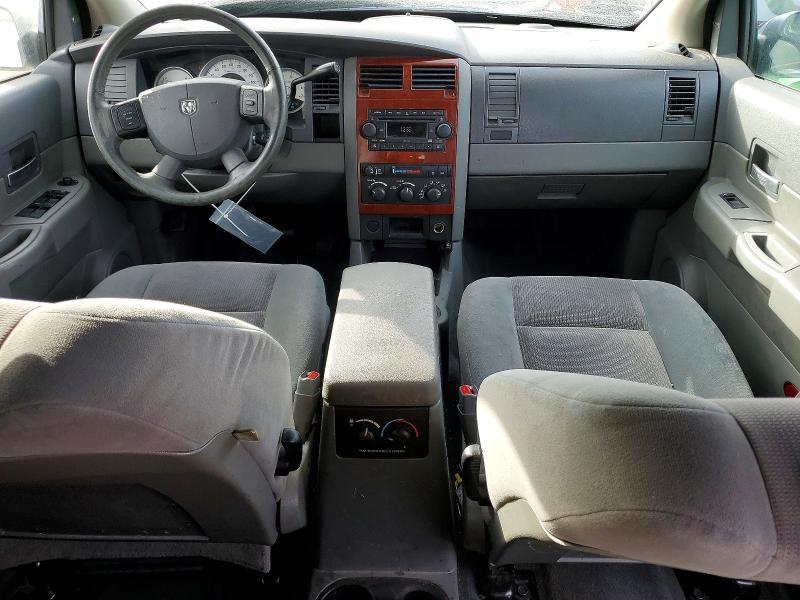 2005 Dodge Durango slt