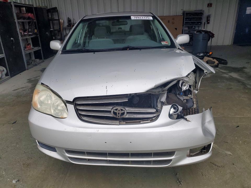 2004 Toyota Corolla le