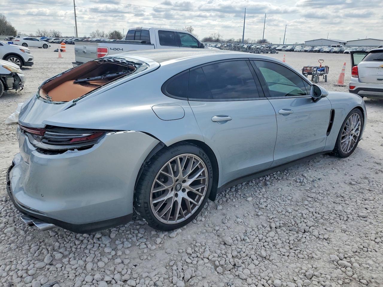 2021 Porsche Panamera Base