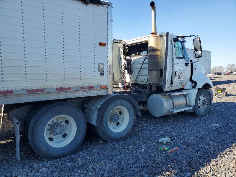 2013 International LF687 Semi Truck