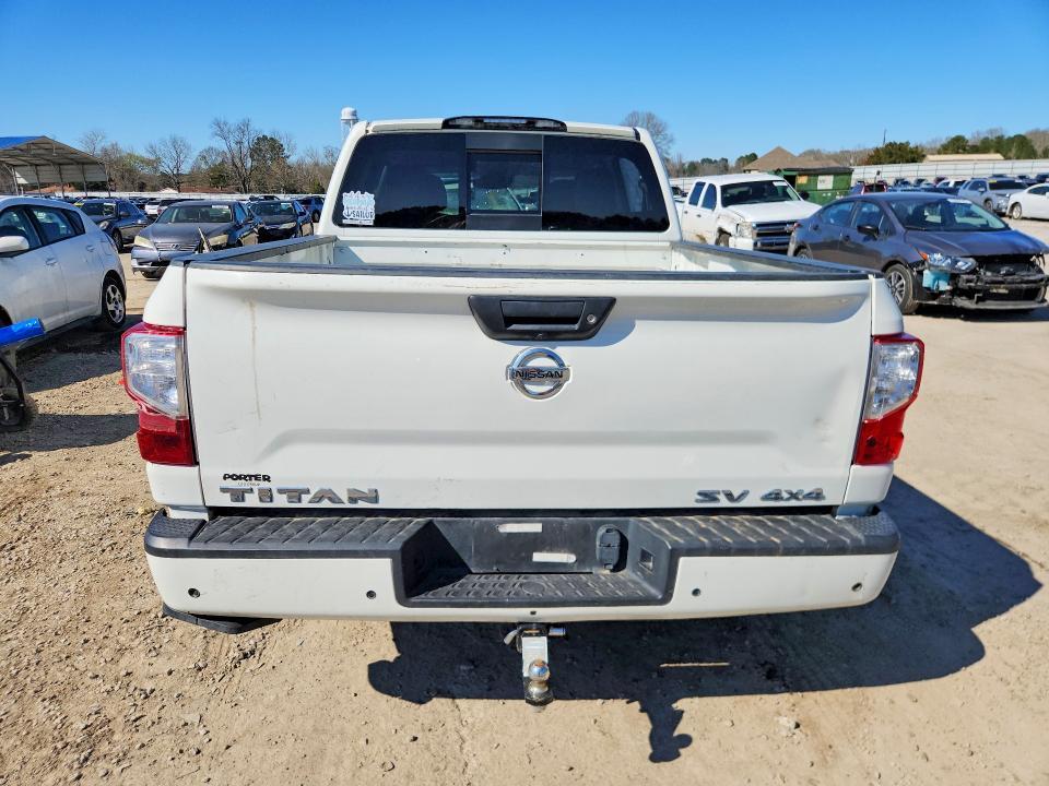 2021 Nissan Titan SV 4WD 5.6L V8 Crew Cab