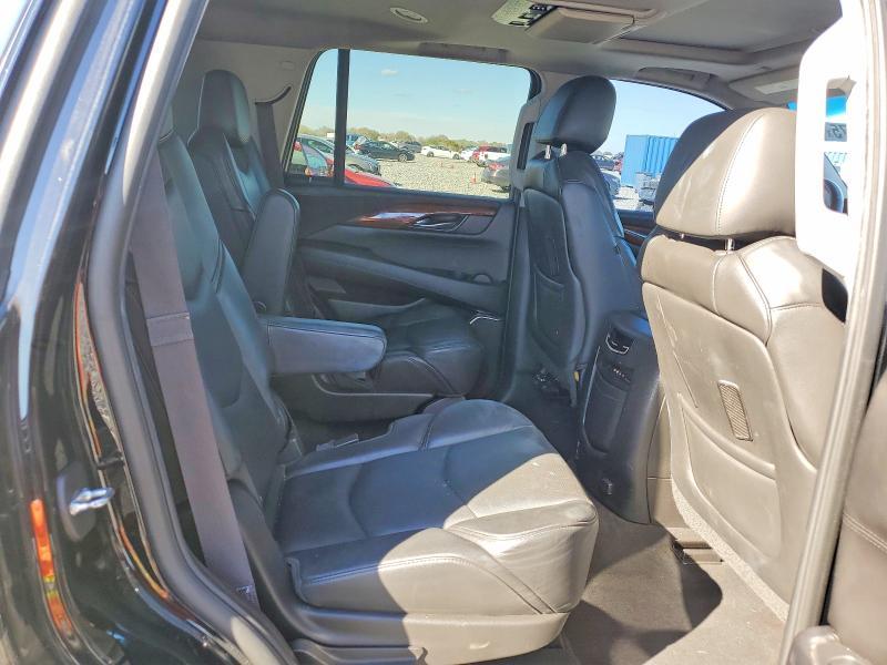 2015 Cadillac Escalade Luxury