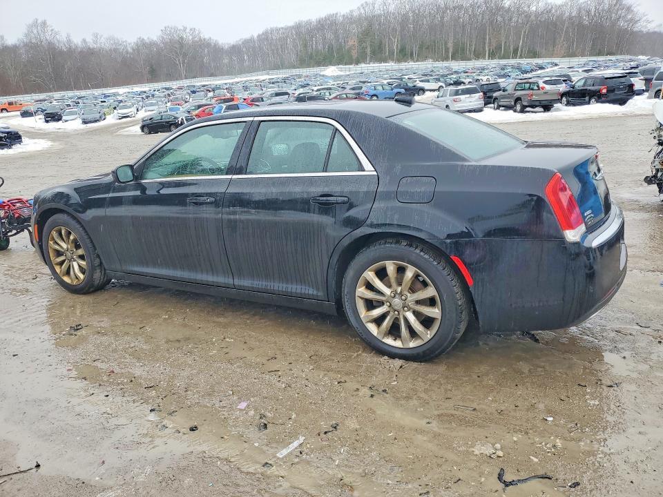 2016 Chrysler 300 Limited