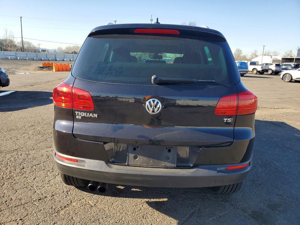 2016 Volkswagen Tiguan s