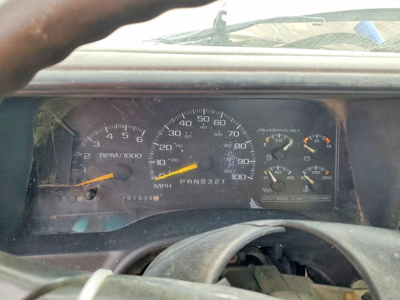 2000 Chevrolet GMT-400 Flatbed Truck