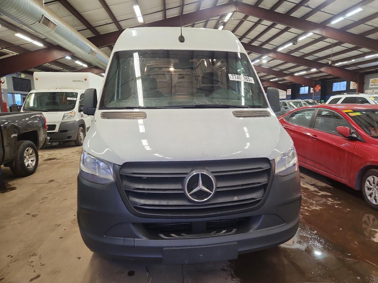 2021 Mercedes-Benz Sprinter 2500