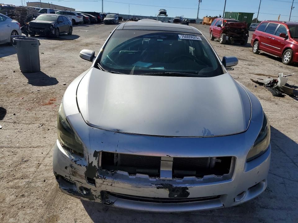 2012 Nissan Maxima s