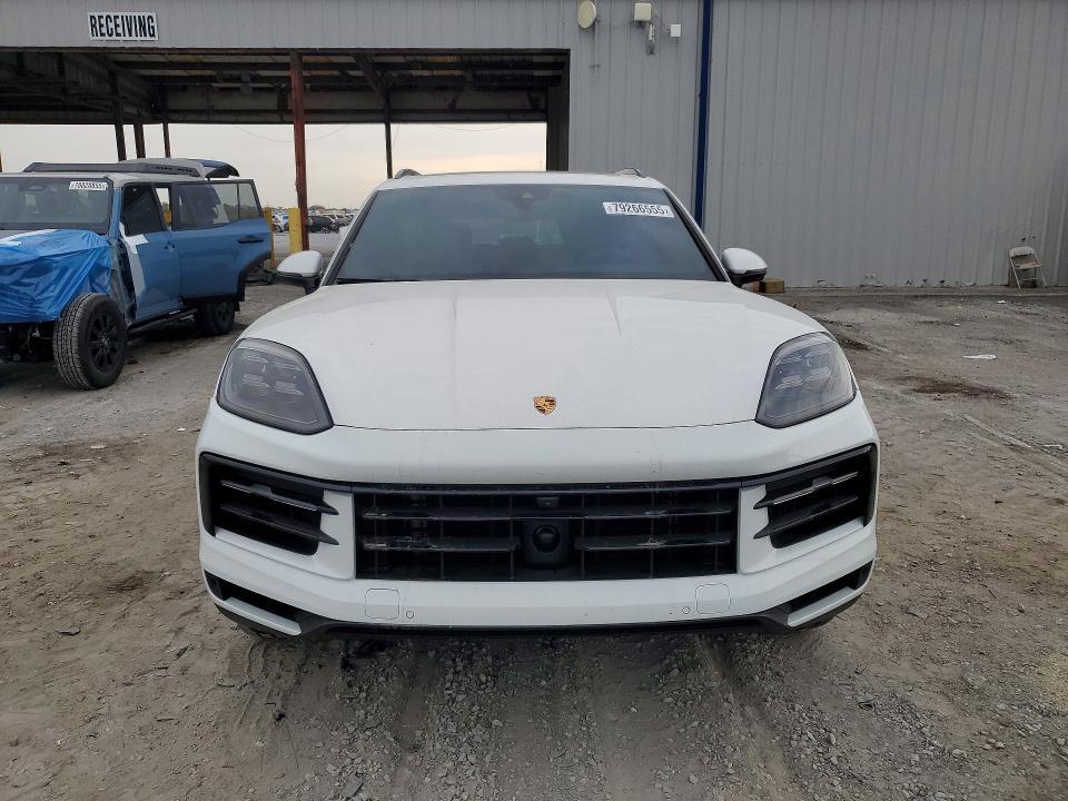 2024 Porsche Cayenne