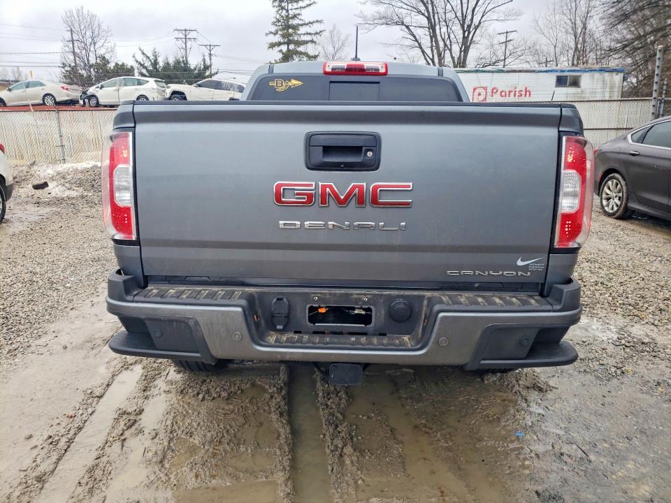 2022 GMC Canyon Denali