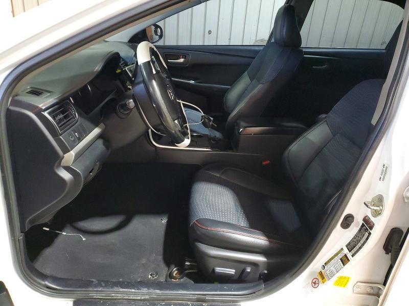 2015 Toyota Camry le