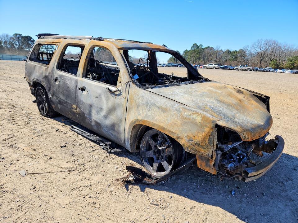2009 GMC Yukon xl C1500 slt