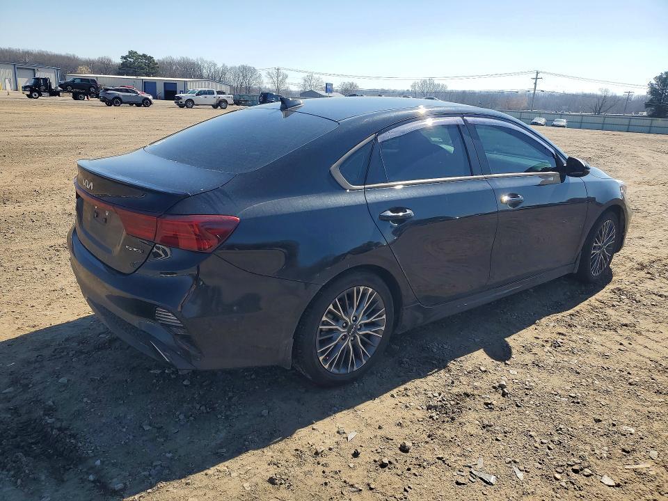 2022 KIA Forte Gt-line