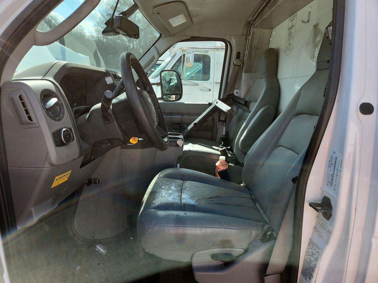 2023 Ford Econoline-BOX Truck