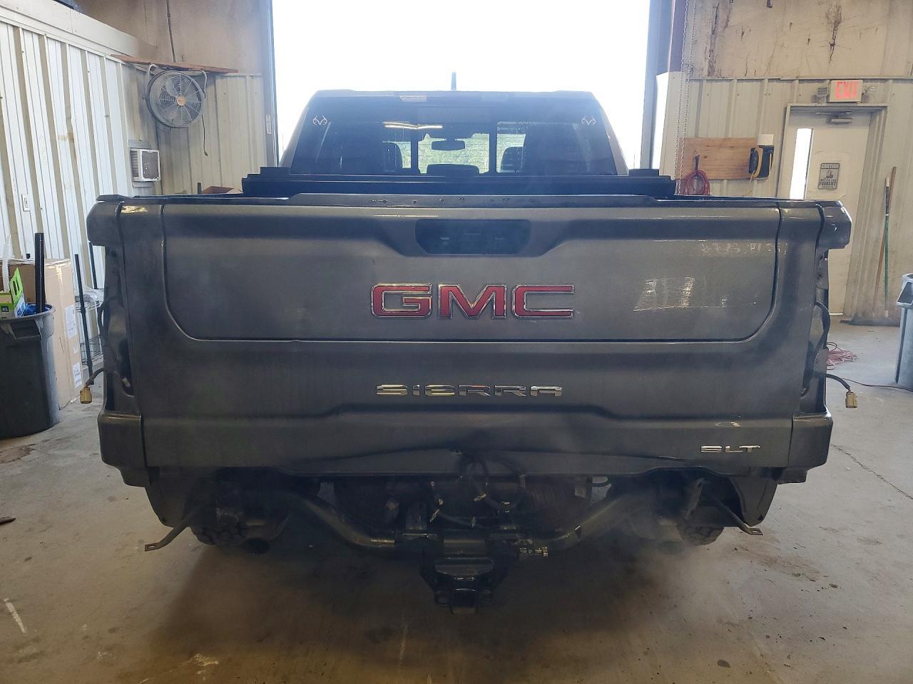 2021 GMC Sierra K1500 slt