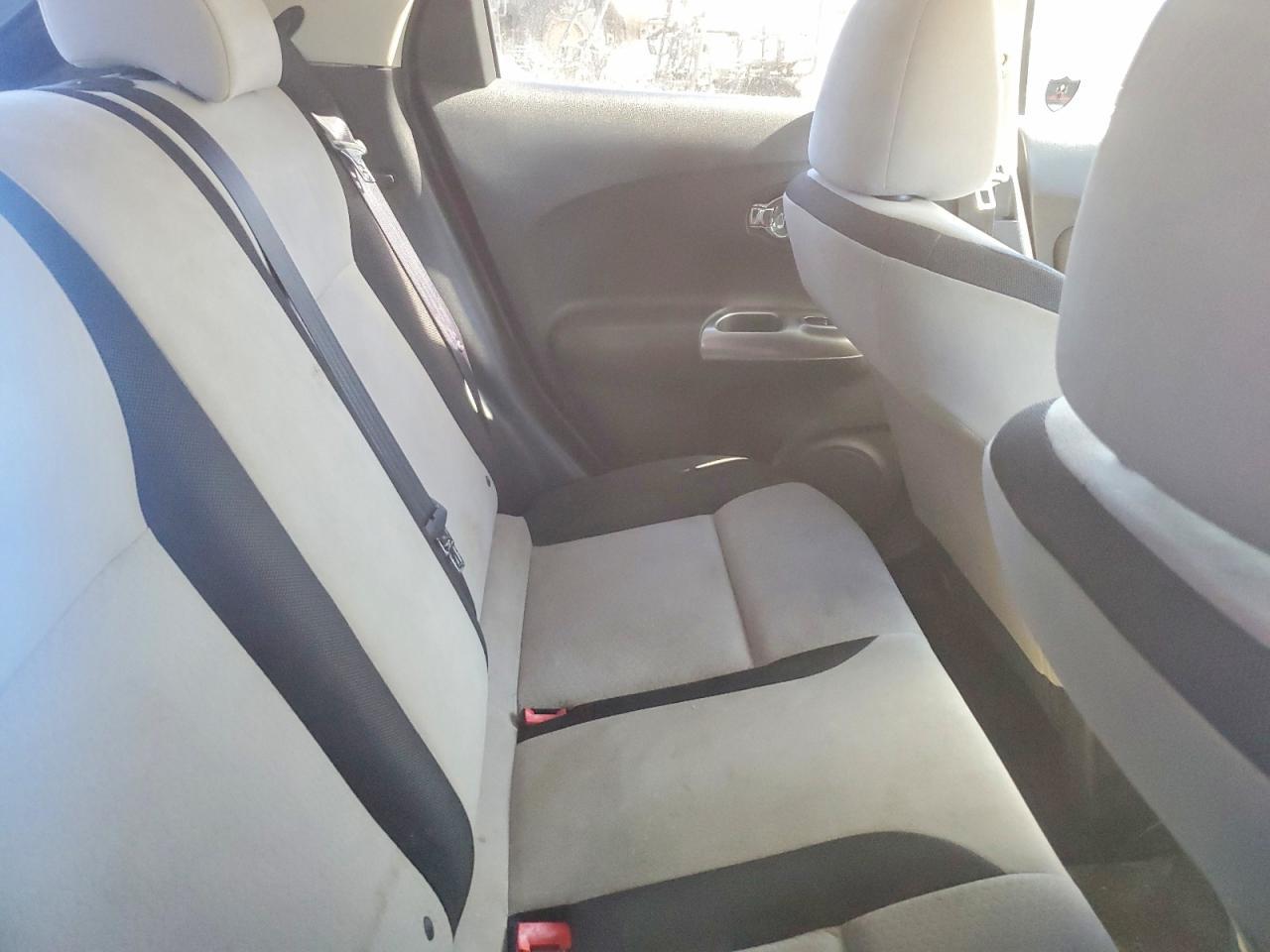 2011 Nissan Juke s