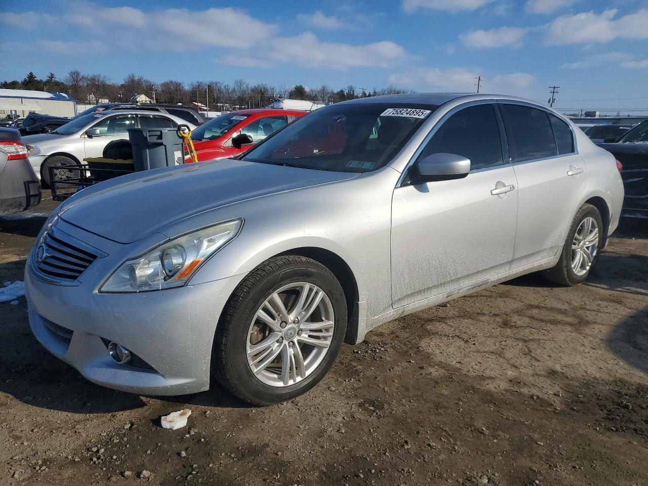 2013 Infiniti G37