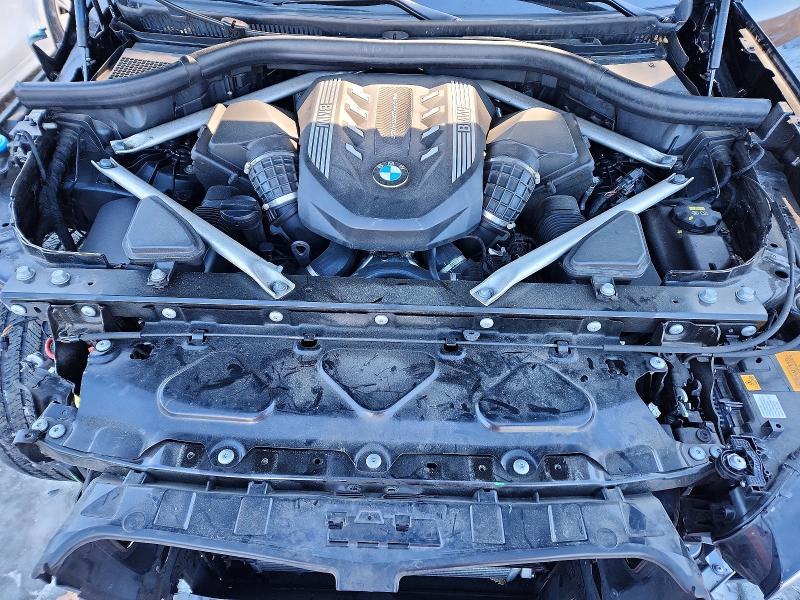 2022 BMW X5 M50i