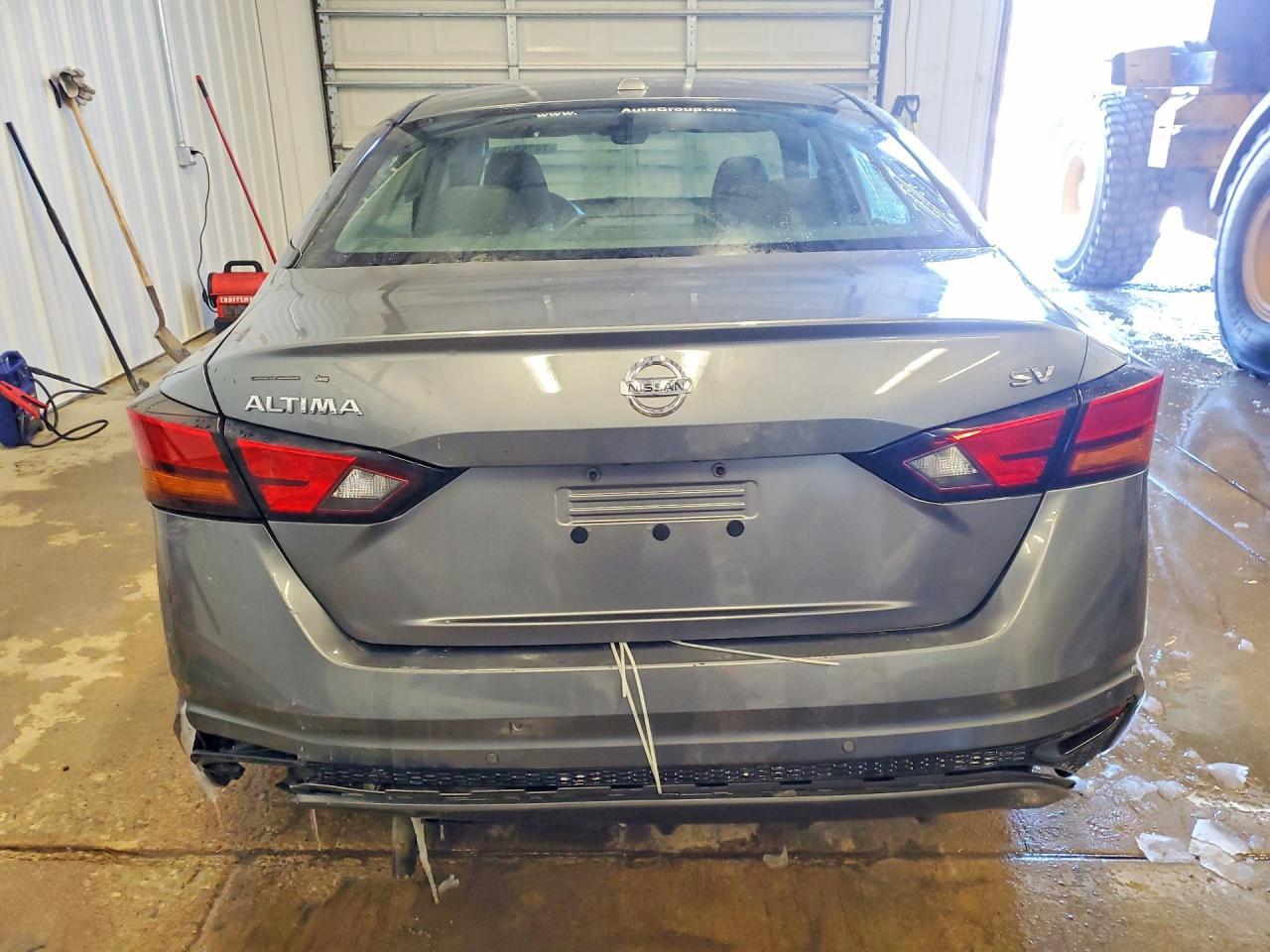 2021 Niss Altima 2.5 sv