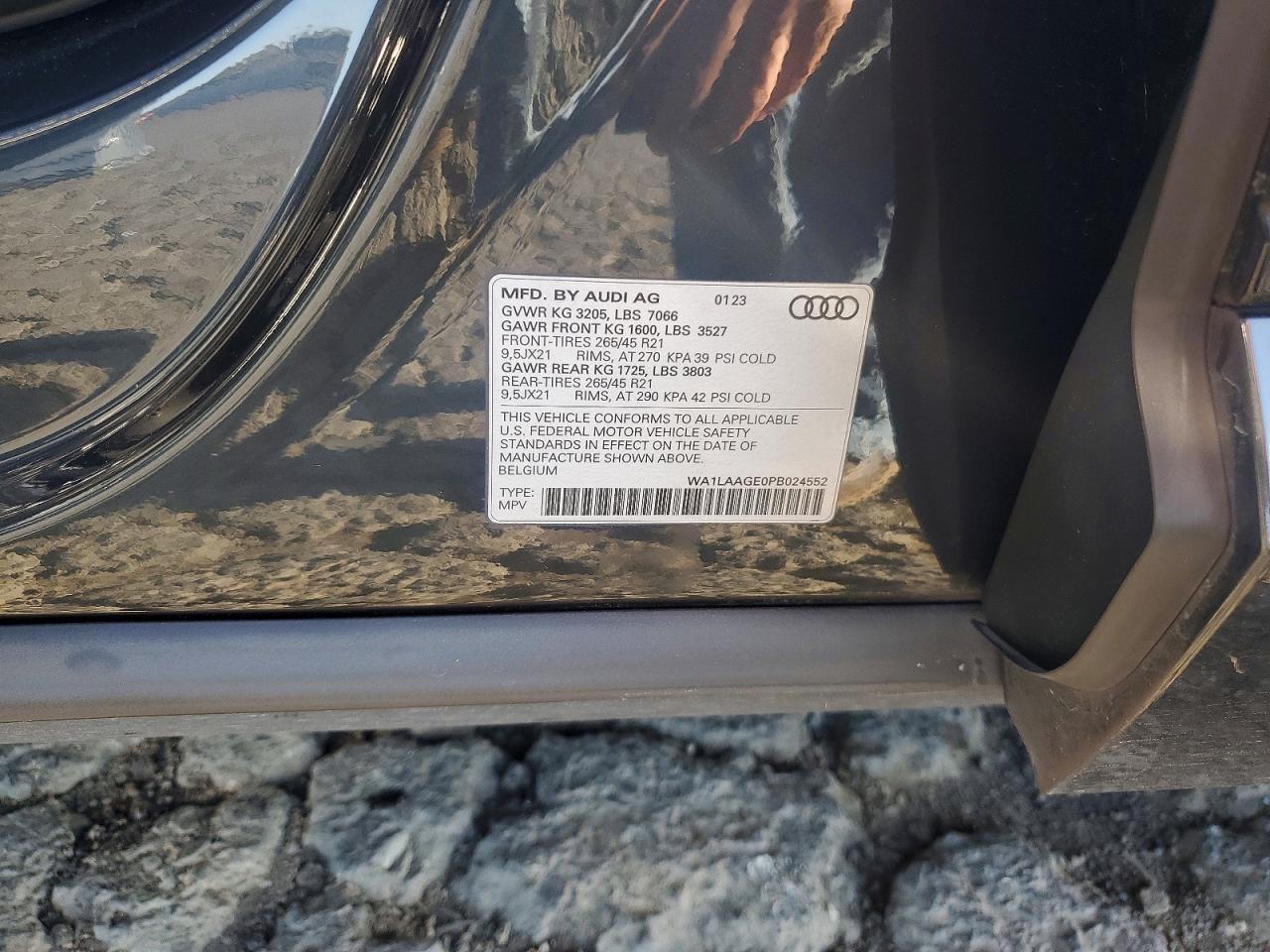 2023 Audi E-tron Premium Plus