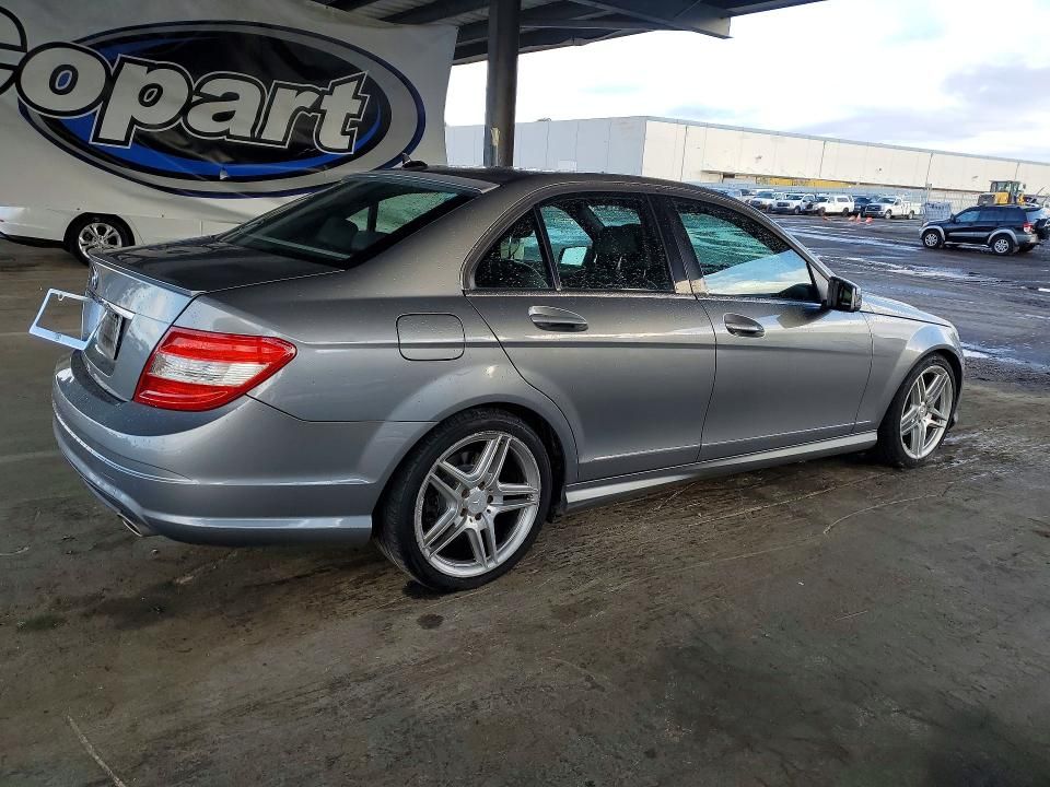 2010 Mercedes-Benz C300