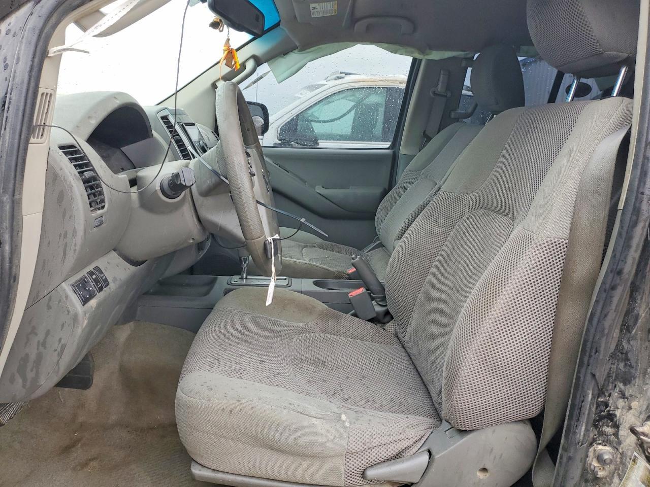 2014 Nissan Frontier S