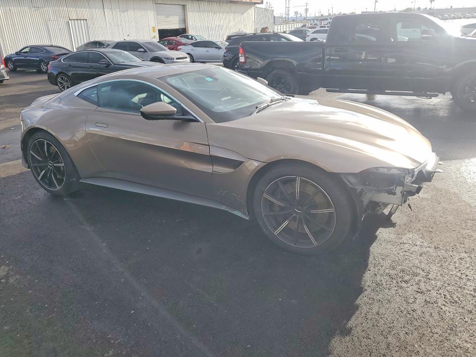 2020 Aston Martin Vantage