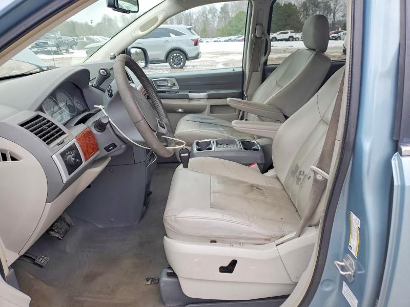 2008 Chrysler Town & Country Touring