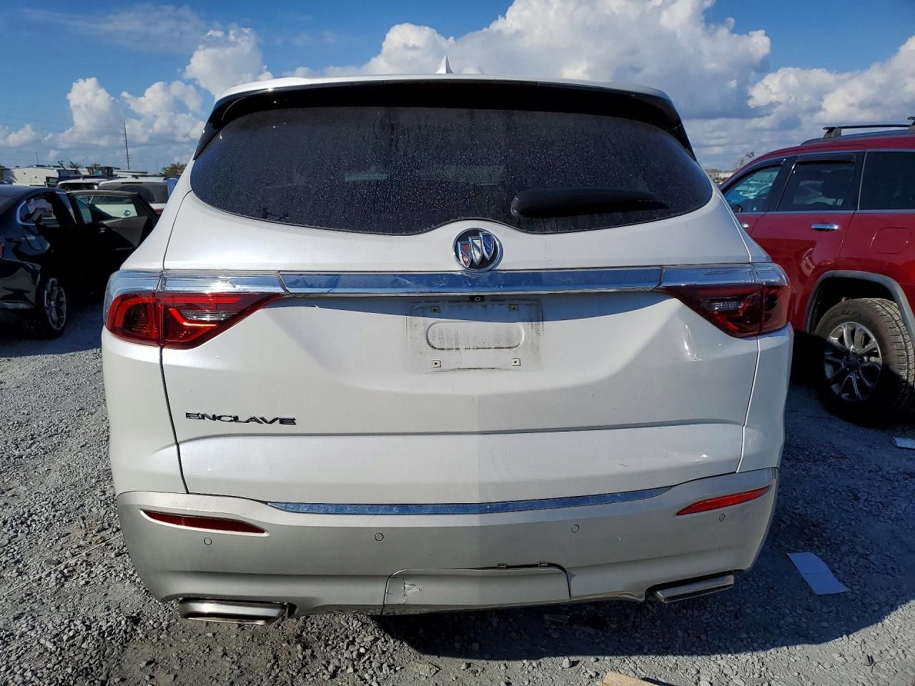 2022 Buick Enclave Essence