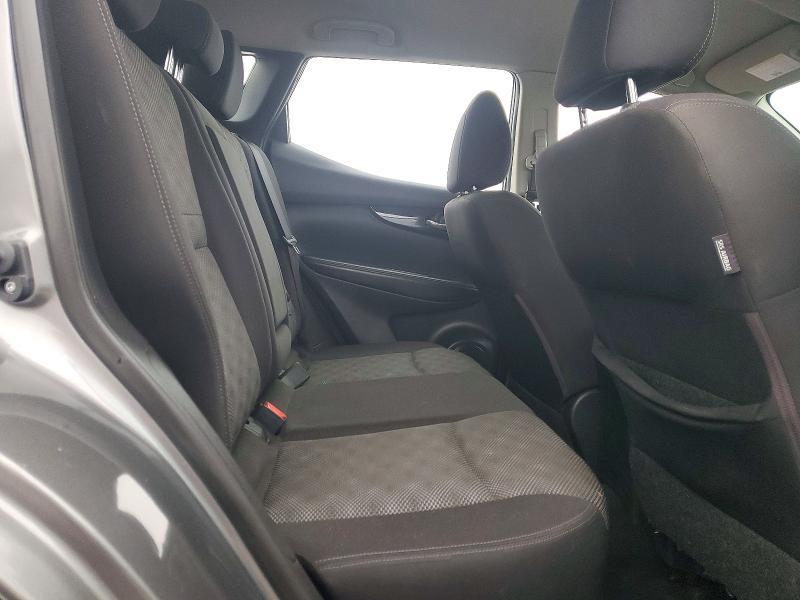 2017 Nissan Rogue Sport s
