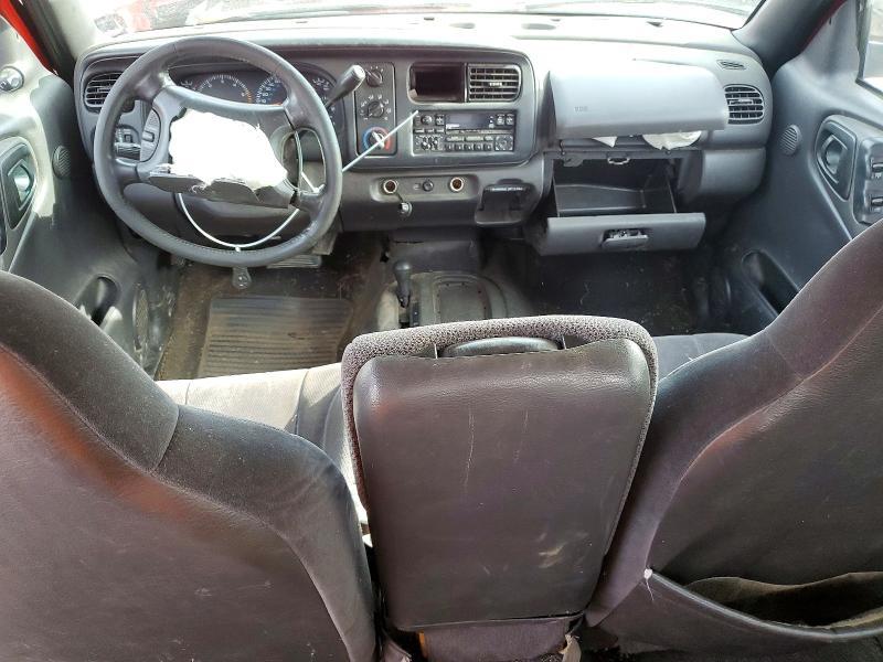 2000 Dodge Dakota Quattro