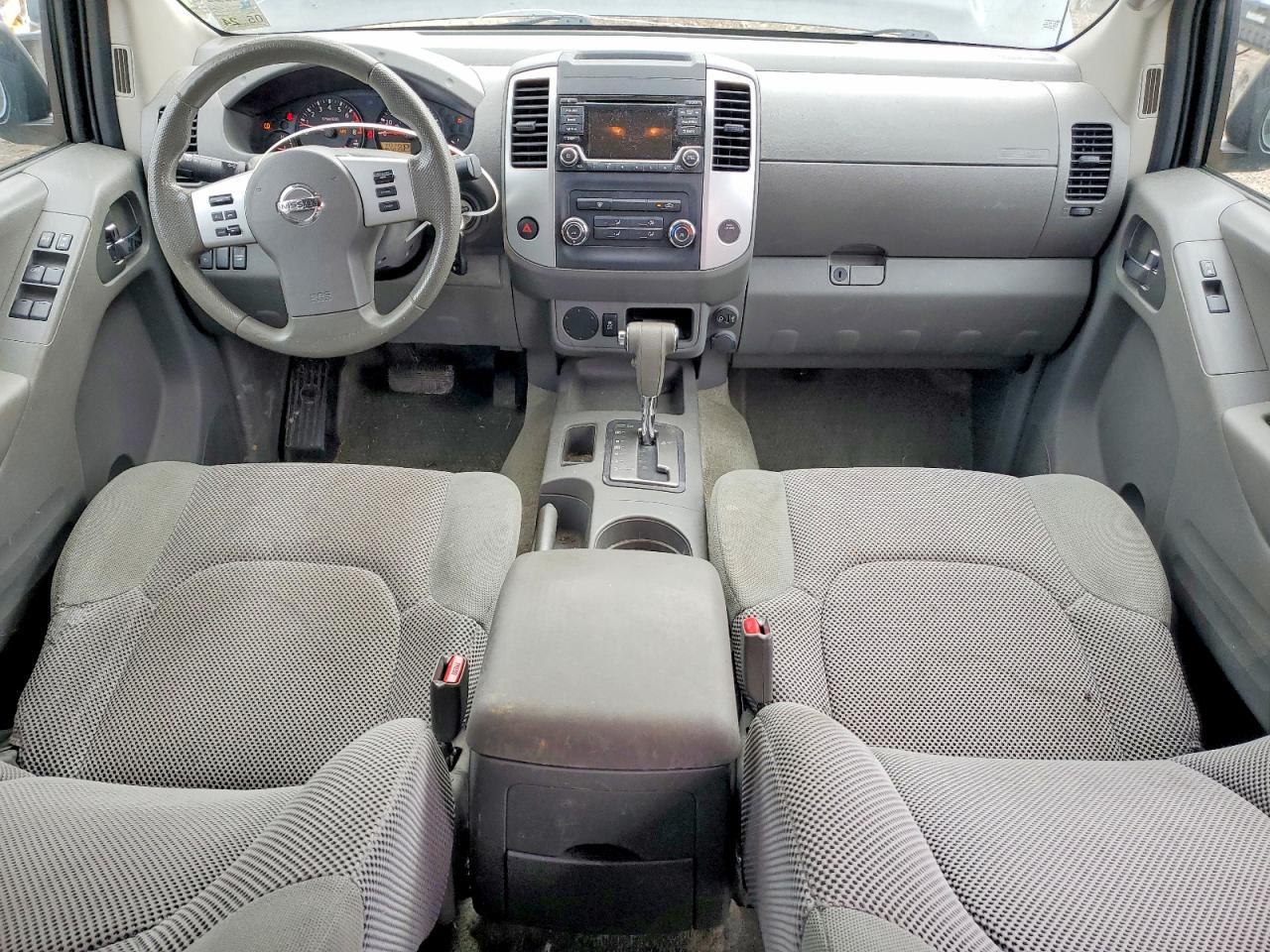 2017 Nissan Frontier sv