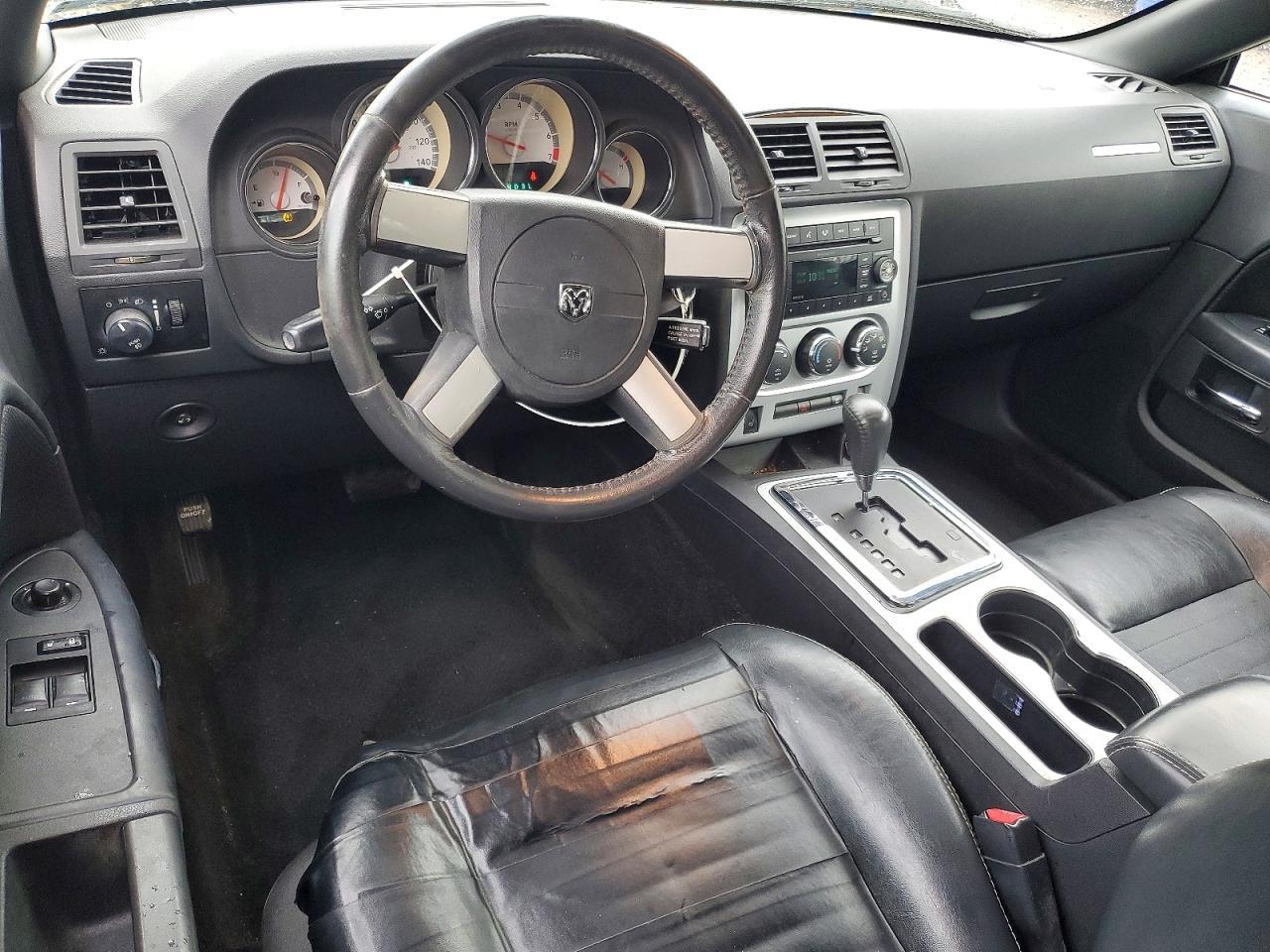 2009 Dodge Challenger se