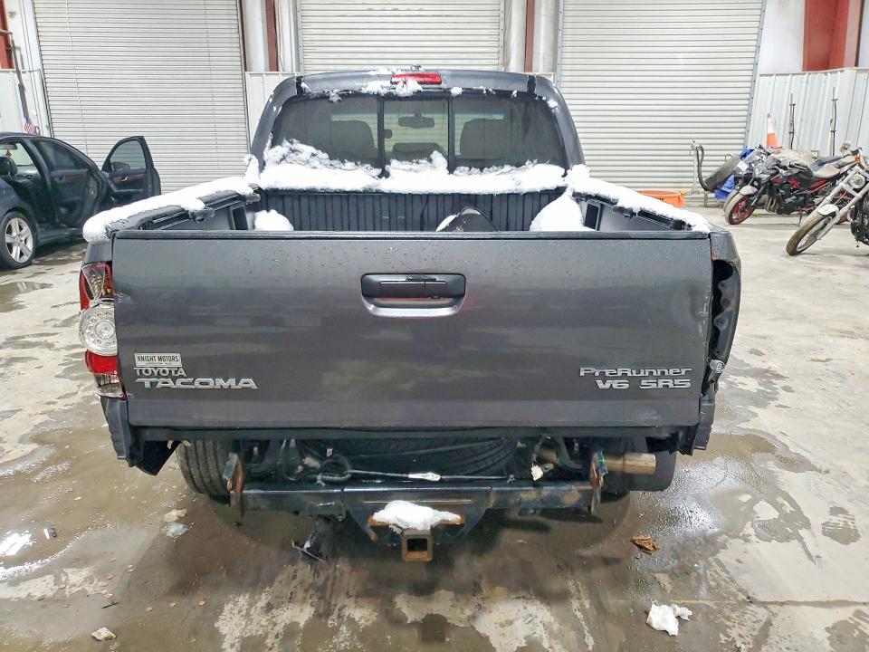2011 Toyota Tacoma Double cab Prerunner