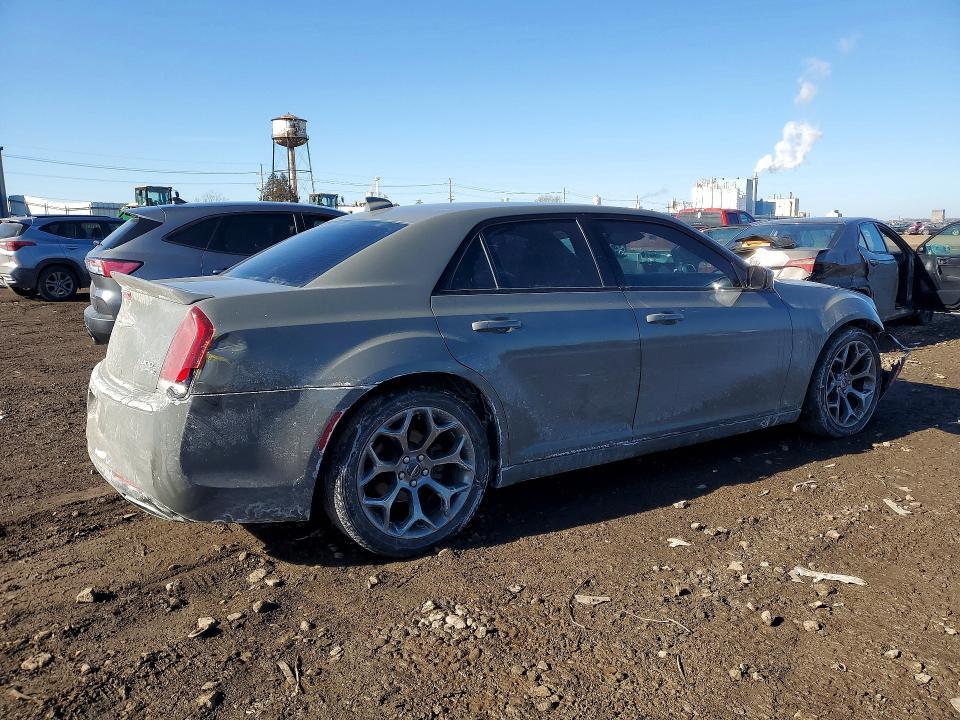 2018 Chrysler 300 s