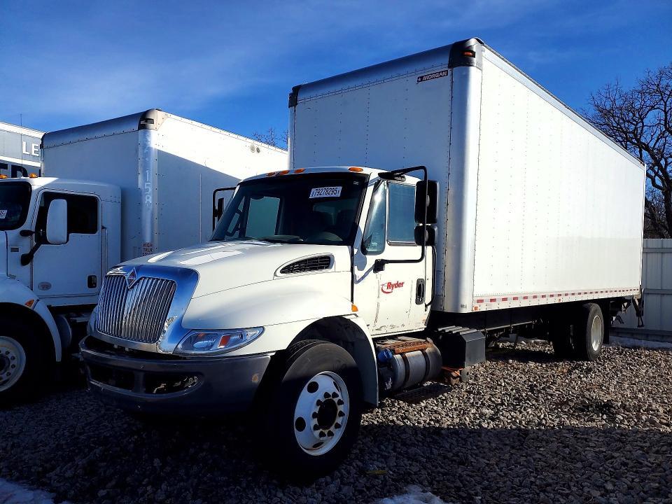 2019 International 4300 BOX Truck